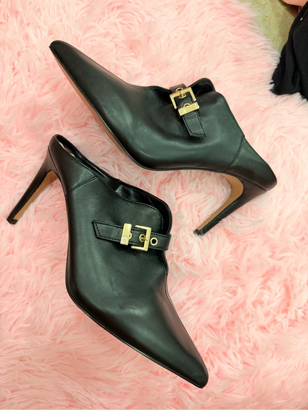 Vince Camuto Pointed Black Leather Heeled Mules with Gold Buckle size 8.5